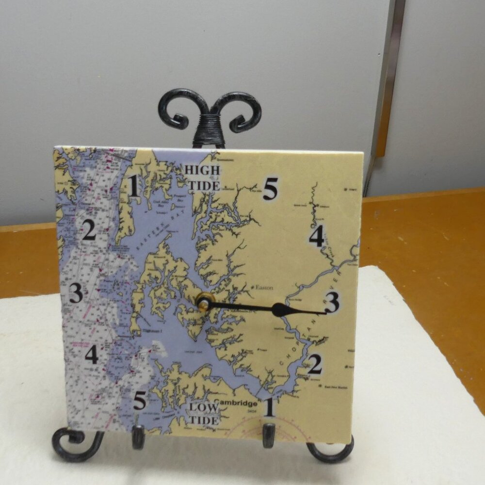 Tide clock Mid Chesapeake Bay St Michaels, oxford Cambridge BATTERY with stand